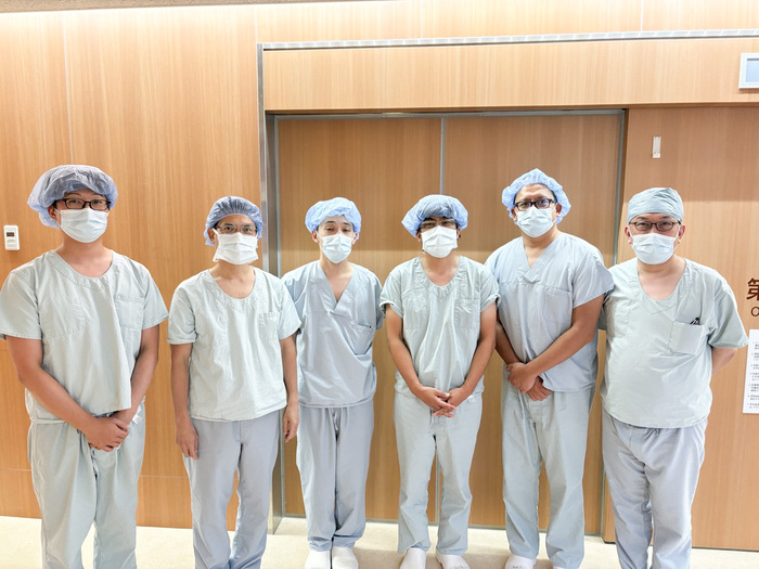 上部手術見学24.8_edited